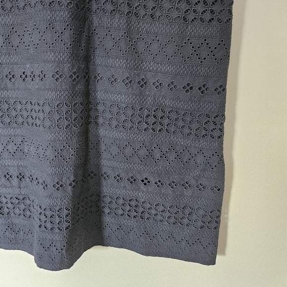 Madewell navy blue embroidered eyelet back tie lined dress size M - Picture 3 of 10